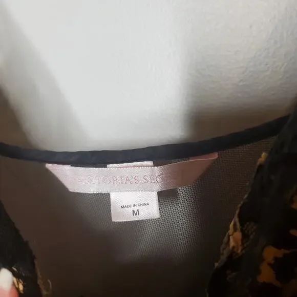 Victoria's Secret Vintage Leopard Print Silk Chemise Slip Black Lace Trim Medium - Picture 3 of 16